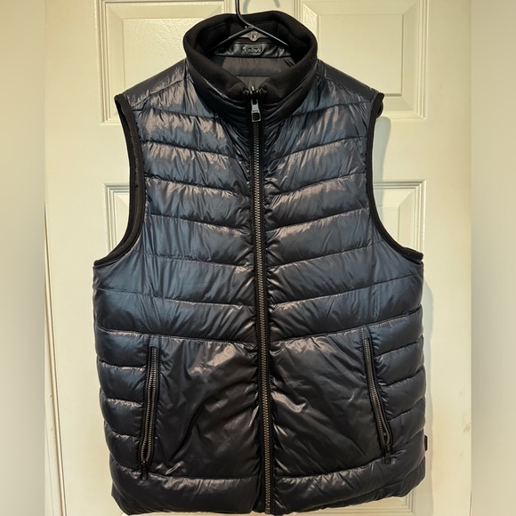 Tumi Reversible Puffer Vest Black/Blue Men Size Large - Picture 7 of 8